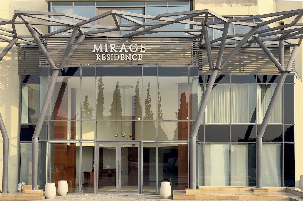 New Cairo Elegant Skyline Studio Overlooking Mirage Golf — 4-Star Luxury Hotel in Cairo, Egypt