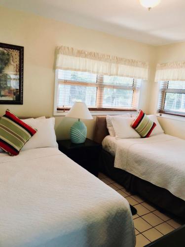 Harborside Motel & Marina - photo 21