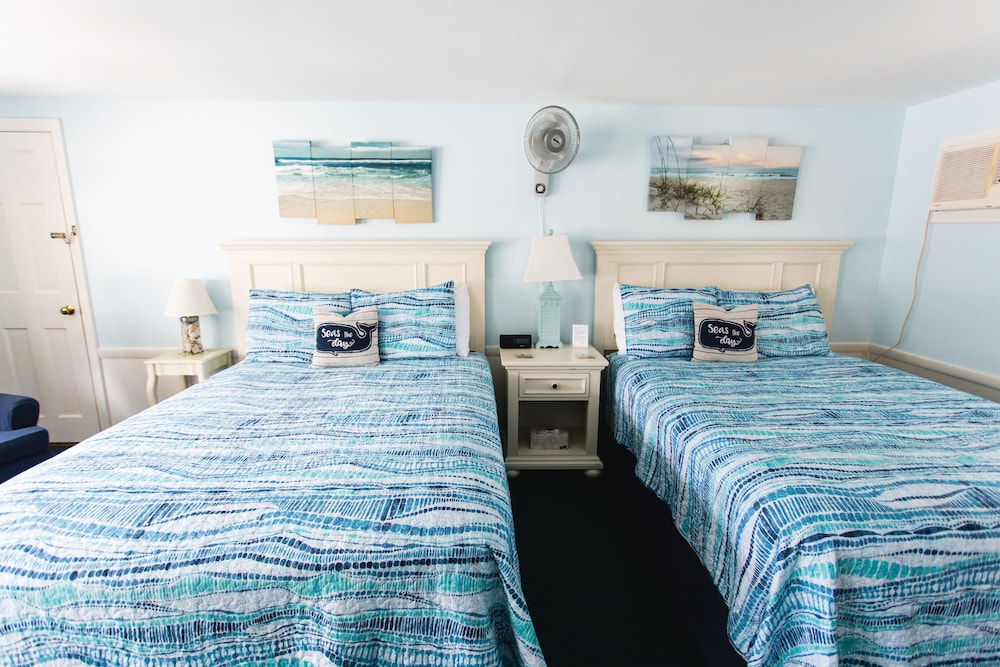 A Beach Breeze Inn - photo 10