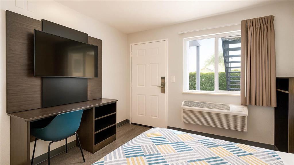 Motel 6 Westminster CA North - photo 15