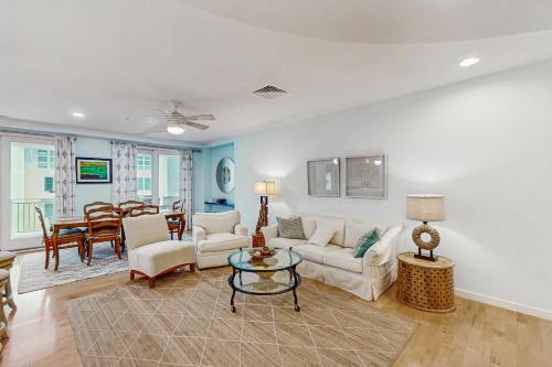 The Sanctuary The Regal Retreat A322 — 4-Star Luxury Hotel in Virginia Beach, United States