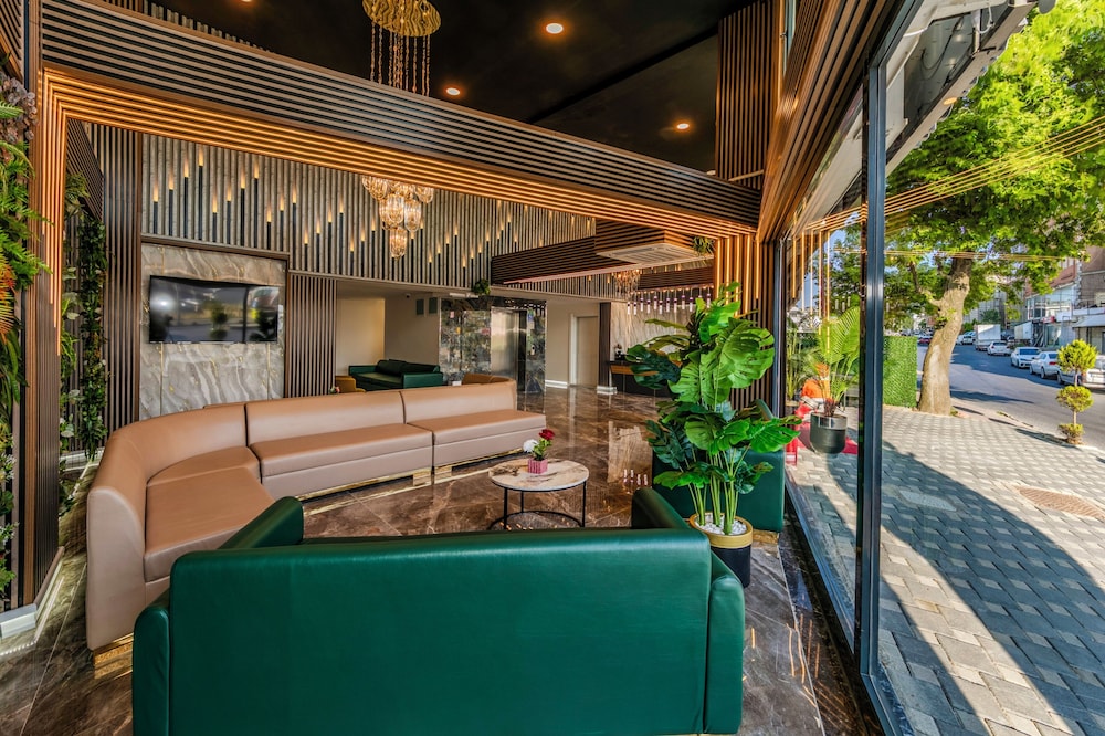 Airport Waves Hotel — 4-Star Luxury Hotel in Arnavutkoey, Turkey