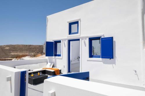 Akrotiri Hidden Gem in Unknown City, Greece