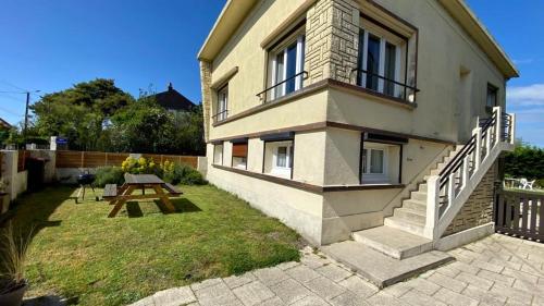 Le Carlotta in Le Crotoy, France