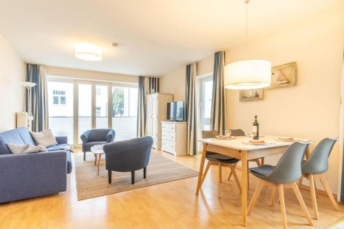 Neubau Villa Strandidyll Typ 4 Apartment E3 — 4-Star Luxury Hotel in Ostseebad Binz, Germany