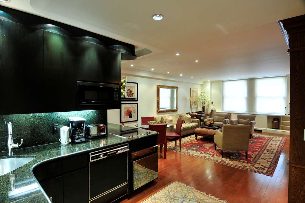 The Lombardy Hotel - photo 19