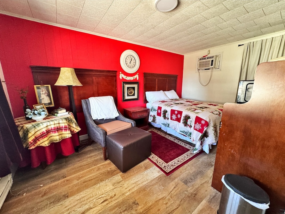 Chesterfield Hotel by OYO Hwy 9 - photo 14