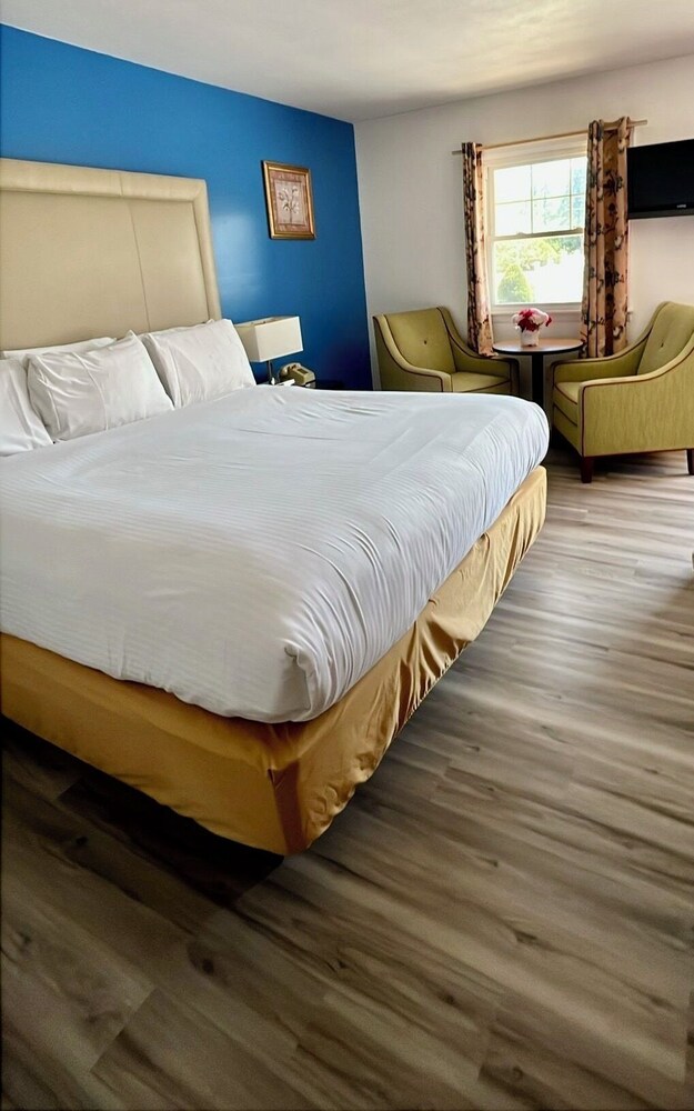 Saco River Motor Lodge & Suites - photo 6