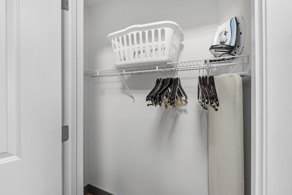 Candlewood Suites Pensacola University Area by IHG - photo 33