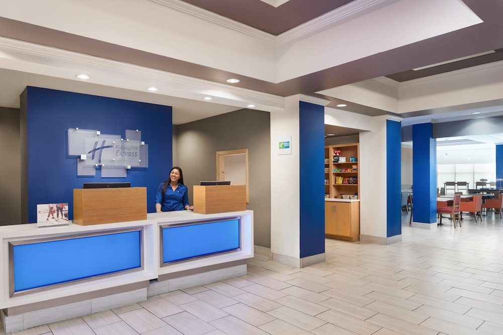 Holiday Inn Express Hotel & Suites Palatka Northwest - photo 23