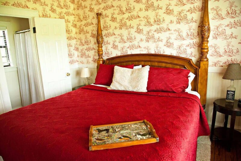 Lillian Farms Bed & Breakfast - photo 12