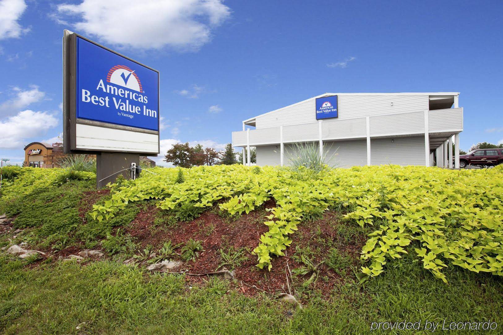 Americas Best Value Inn Charles Town - photo 2