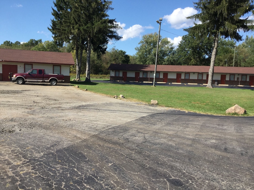 Falls Inn - photo 36