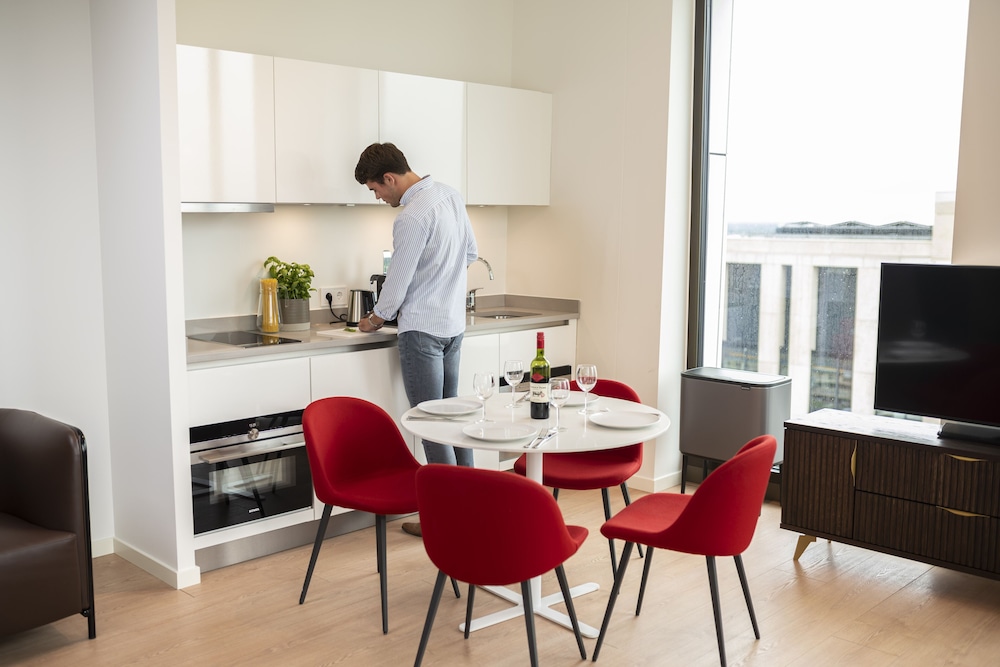 Premier Suites Plus Amsterdam - last minute hotel in Amsterdam