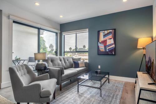 Mar Vista 1BR w in unit WD Gym nr Venice Beach LAX 136 — 4-Star Luxury Hotel in Los Angeles, United States