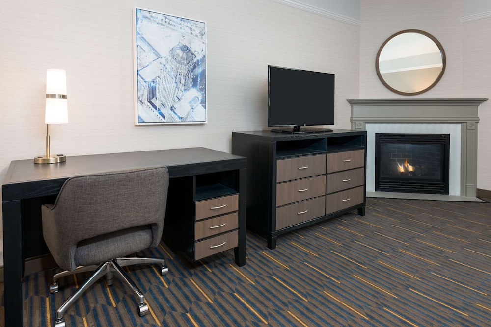 Hampton Inn & Suites Buffalo Downtown - photo 11