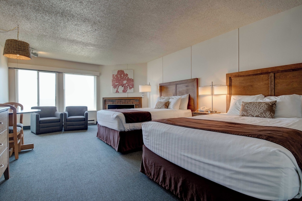 Ester Lee Oceanview Inn - photo 23
