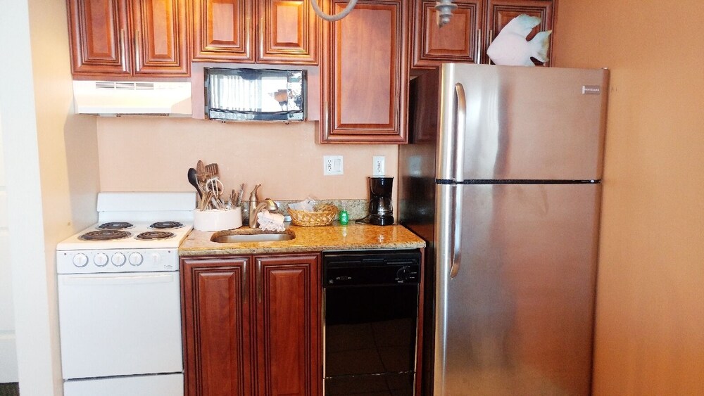 Lovers Key Resort by Check In Vacation Rentals - photo 54