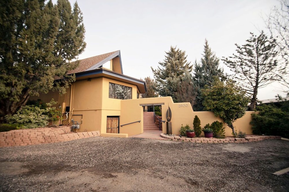 The Inn at Thunder Mountain — 4-Star Luxury Hotel in Sedona, United States