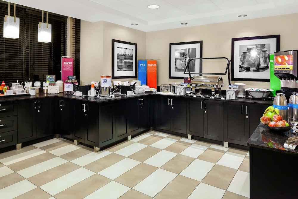 Hampton Inn Miami Dadeland - photo 15