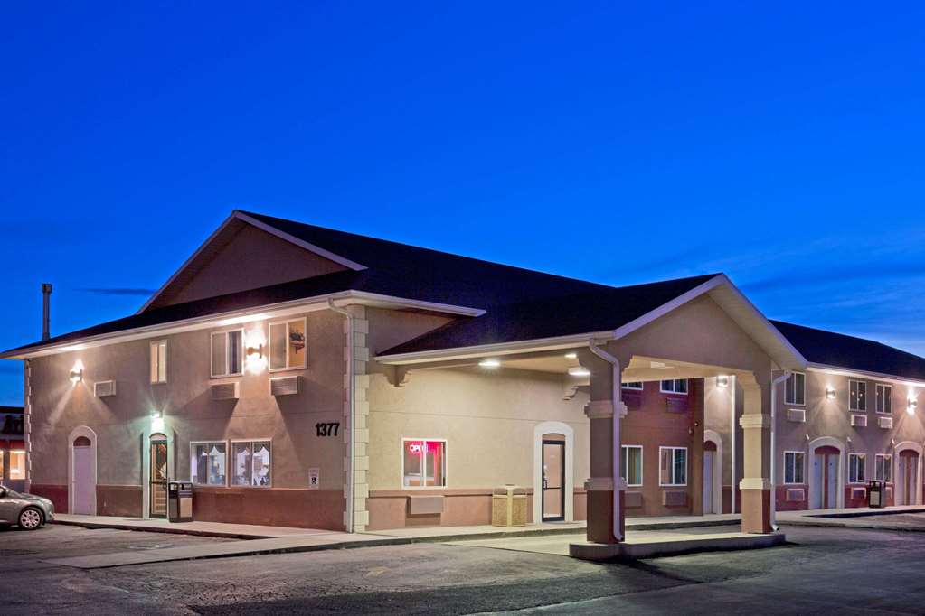 Super 8 by Wyndham Richfield UT - photo 2