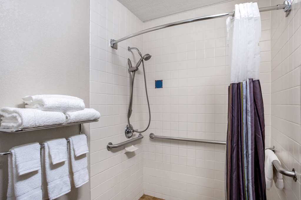 La Quinta Inn by Wyndham Binghamton Johnson City - photo 24