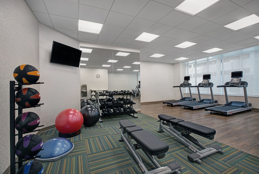 Holiday Inn Express Milwaukee Downtown by IHG - photo 25