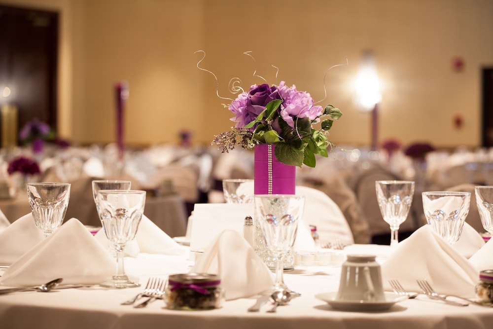 Crowne Plaza Hotel Hickory by IHG - photo 18