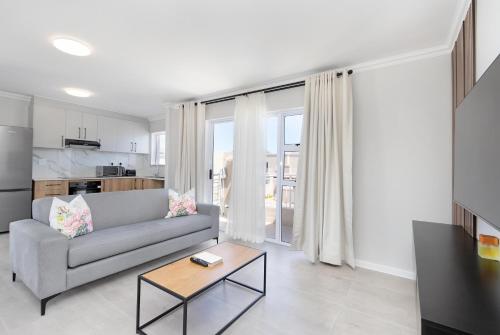 Elegant apartment near beach