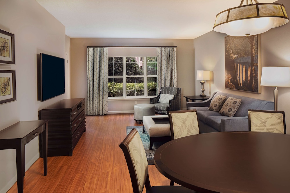 Hilton Grand Vacations Club Tuscany Village Orlando - photo 17