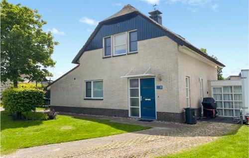Gorgeous Home In Makkum With Kitchen — 5-Star Luxury Hotel in Makkum, Netherlands