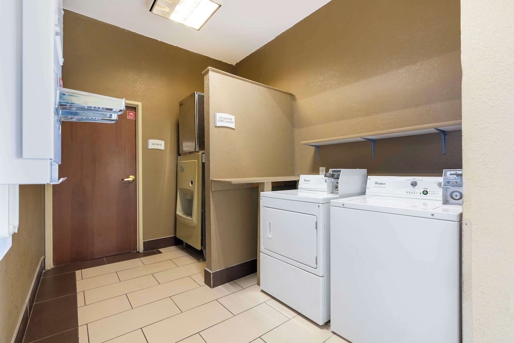 Spark by Hilton La Grange - photo 21