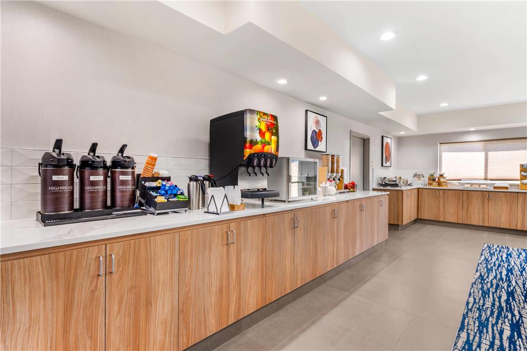 Country Inn & Suites by Radisson Modesto Salida - photo 46
