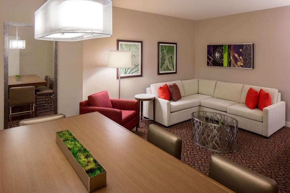 Hilton Garden Inn Downtown Dallas - photo 32