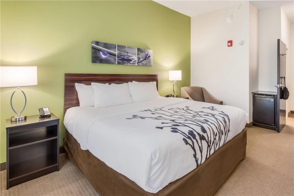 Sleep Inn at Discovery Park of America - photo 10