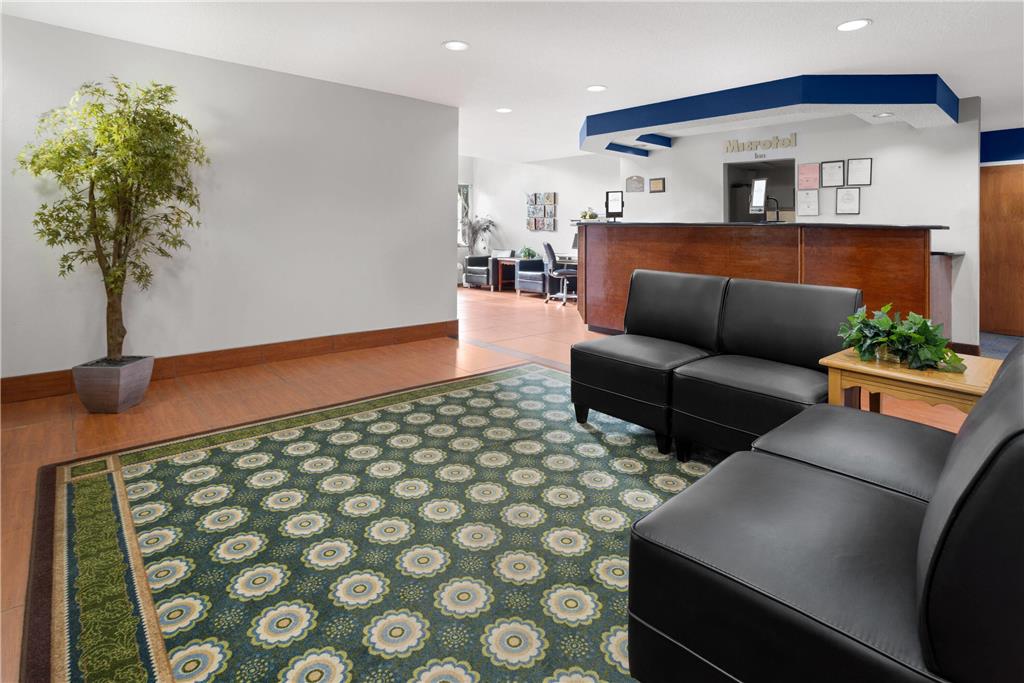 Microtel Inn by Wyndham Albany Airport - photo 6