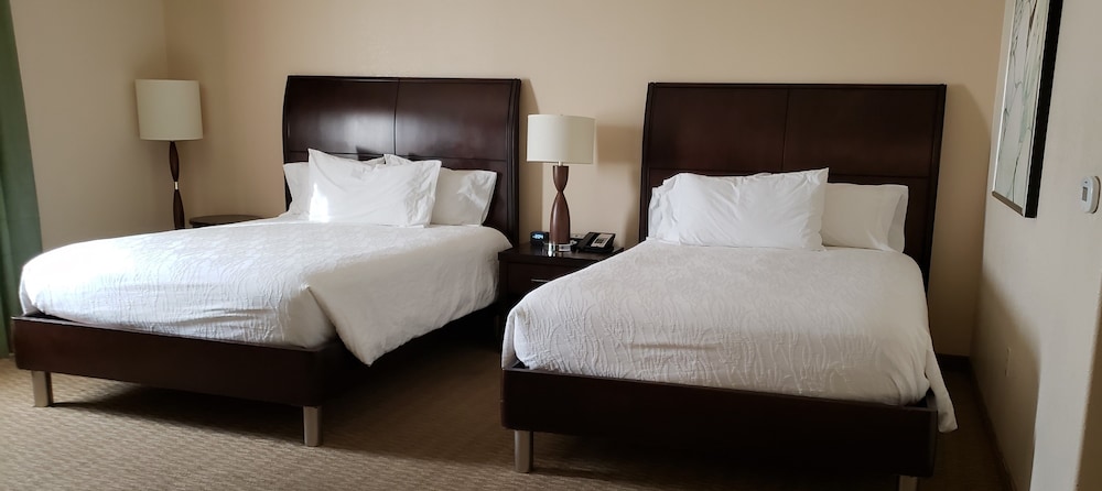 Hilton Garden Inn San Bernardino - photo 9