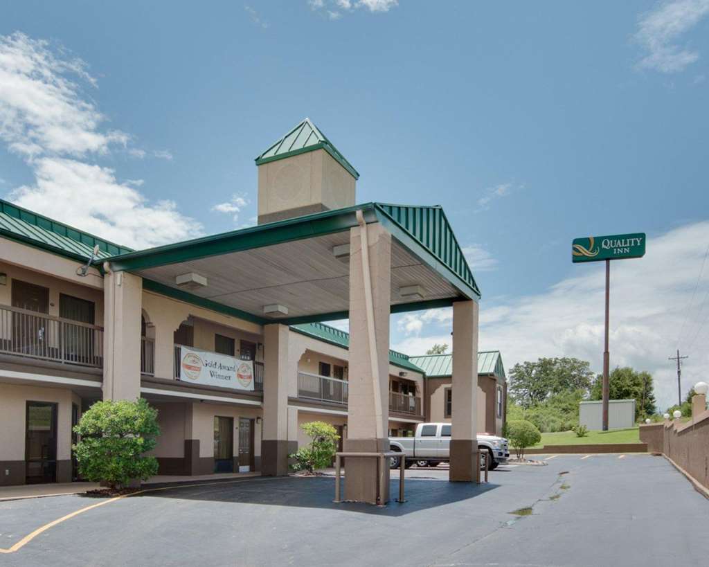 Quality Inn Mt. Pleasant - photo 3