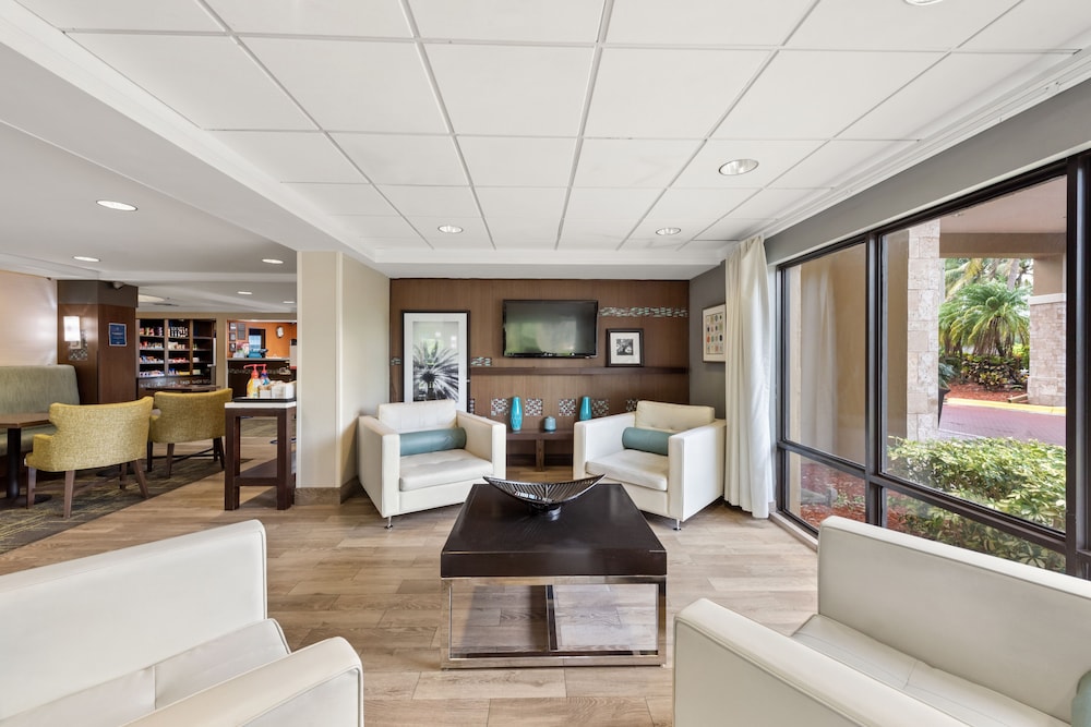 Hampton Inn Miami Airport West - photo 5