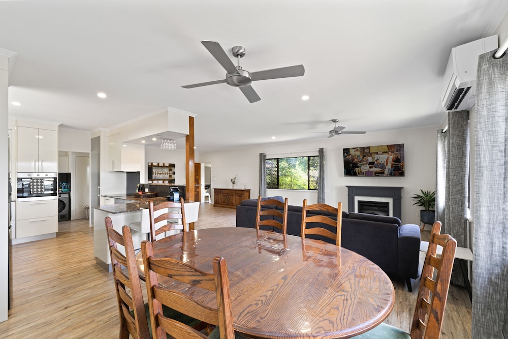 Highview Atherton — Atherton