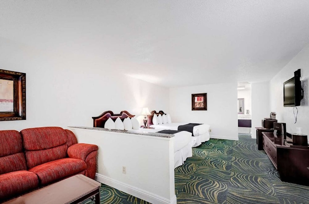 Surestay Plus Hotel by Best Western Susanville - photo 23