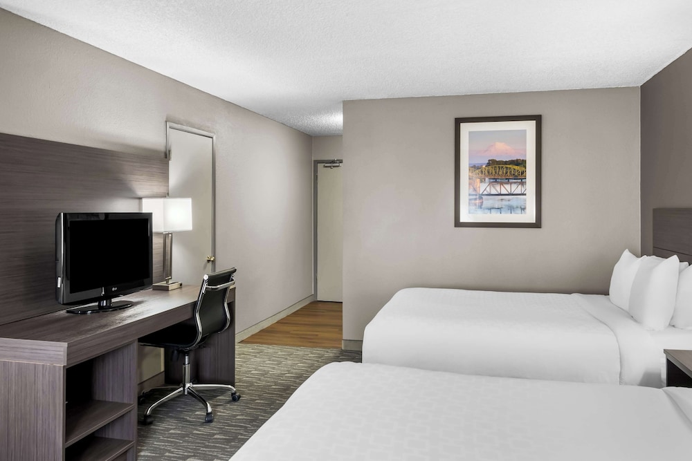 SureStay Hotel by Best Western SeaTac Airport North - photo 19