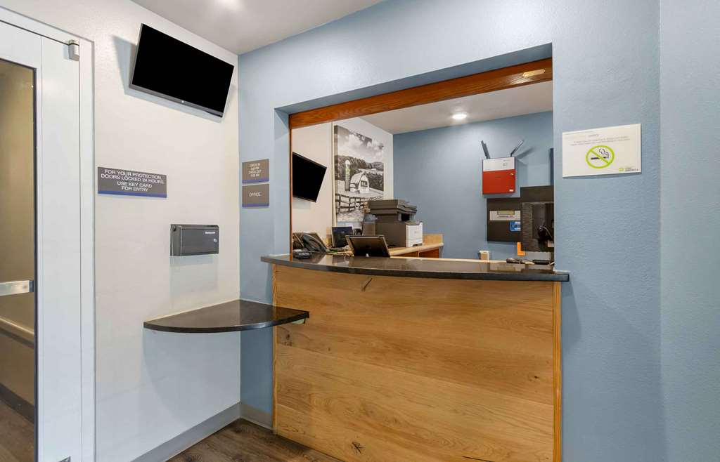 Extended Stay America Select Suites Charleston North Charleston I 526 - photo 3