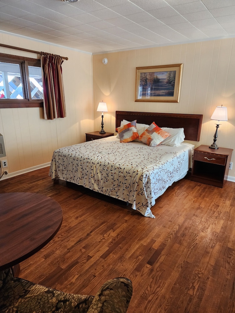 Drama Inn - photo 13