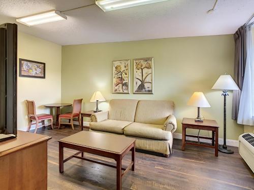 Stayable Suites Orlando - photo 2