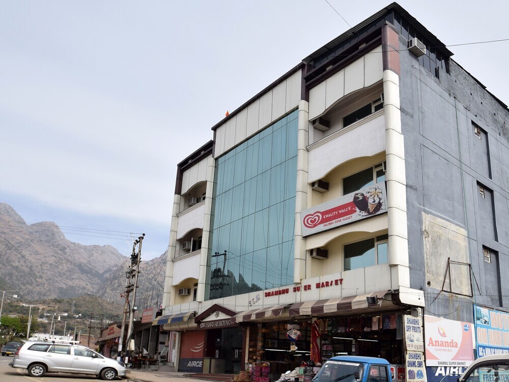 OYO 6647 Om Hari Residency in Katra, India