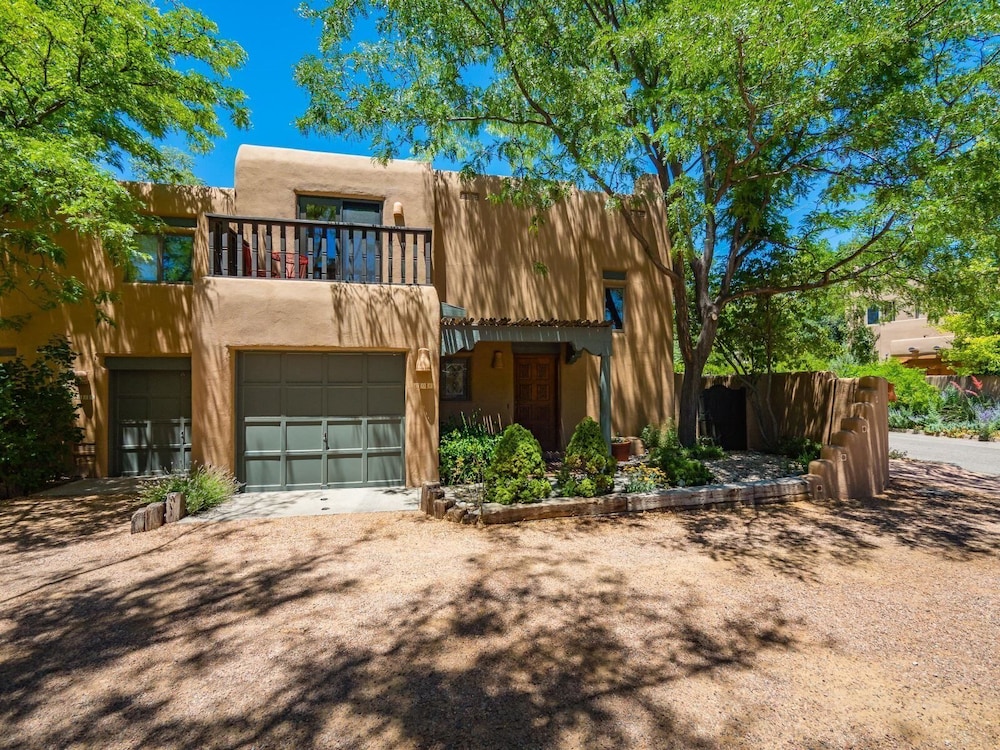 2bd Lumiere in Santa Fe, United States