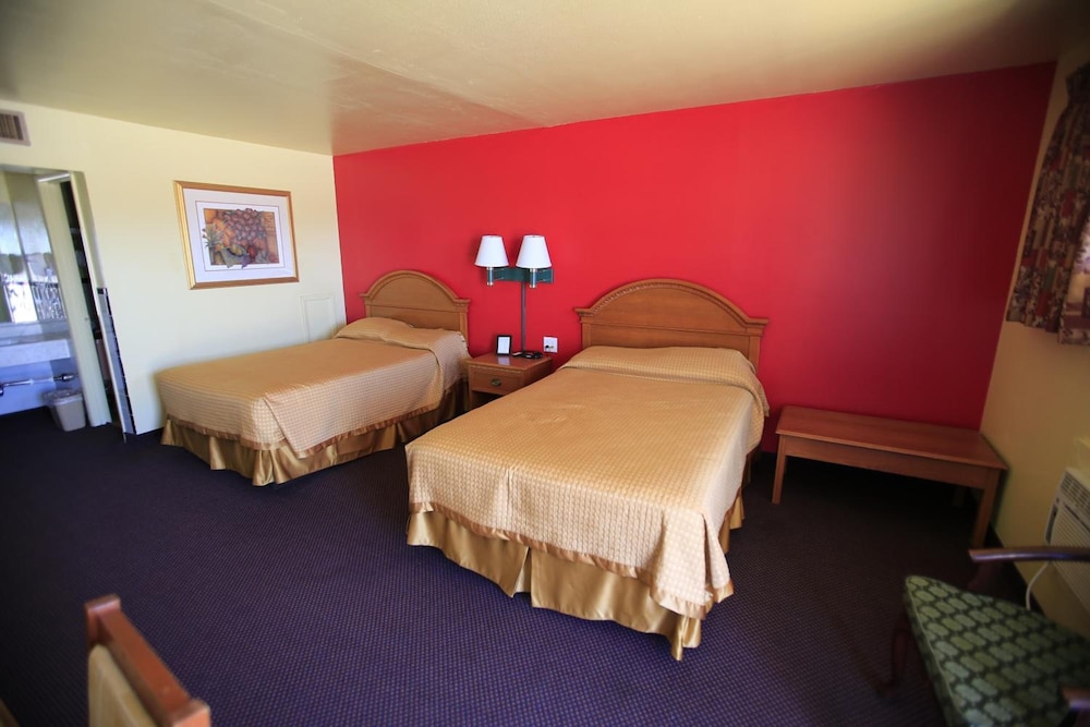 Shamrock Country Inn - photo 11