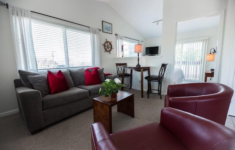 The Inn at Fairfield Beach - photo 88