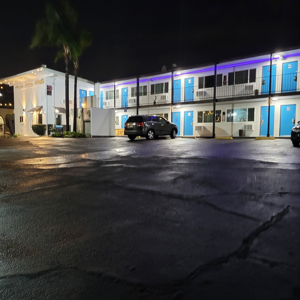 The Guest Harbor Inn Port of Los Angeles San Pedro - photo 22